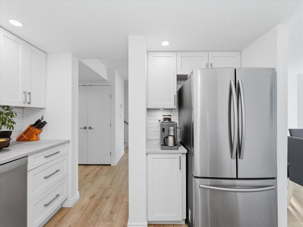 Listing Image for R3097414