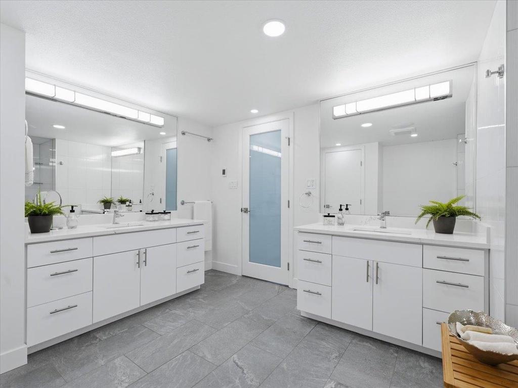 Listing Image for R3097414