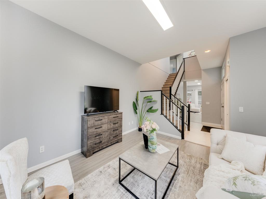 Listing Image for R3097420