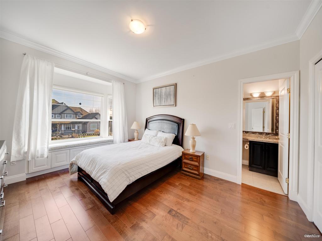 Listing Image for R3097421