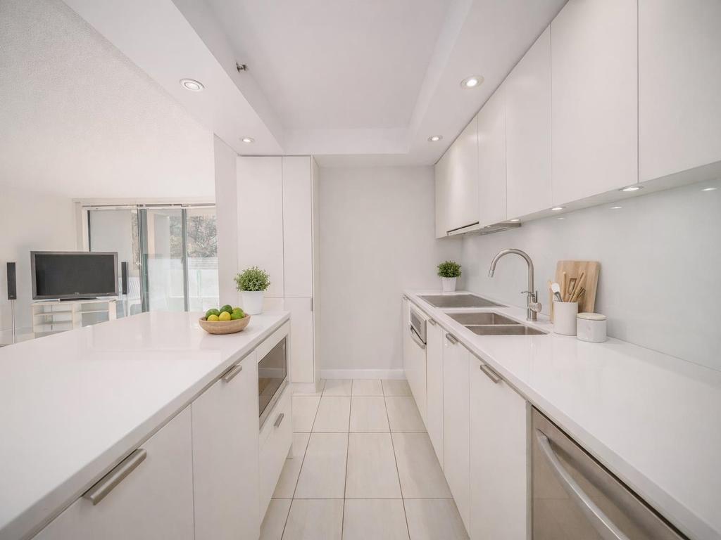 Listing Image for R3097425