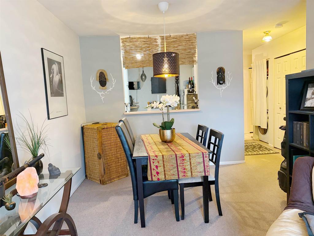 Listing Image for R3097430