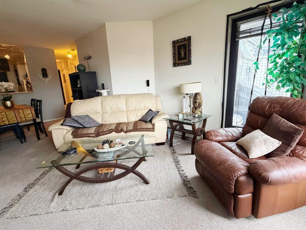 Listing Image for R3097430