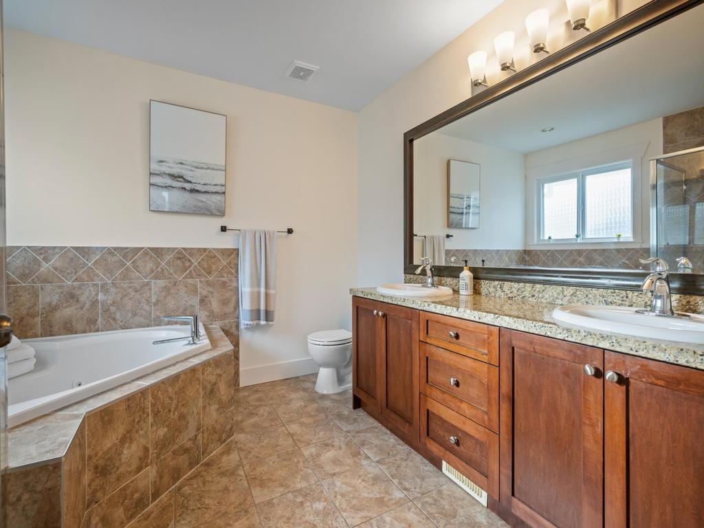 Listing Image for R3097436