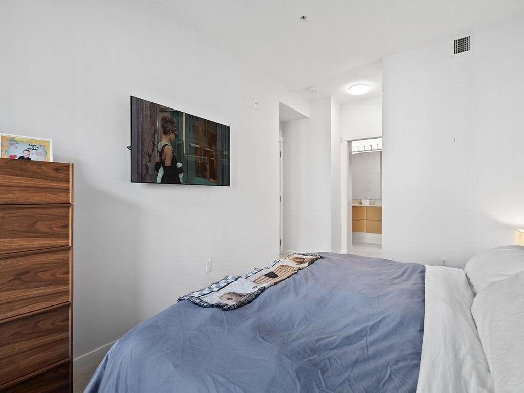 Listing Image for R3097447