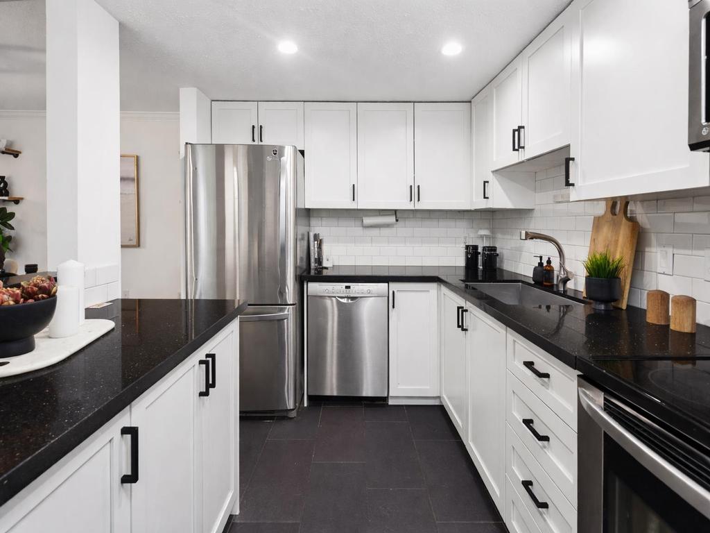 Listing Image for R3097462