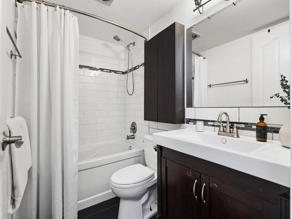 Listing Image for R3097462