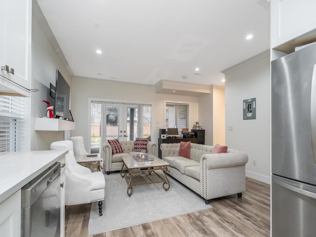 Listing Image for R3097480