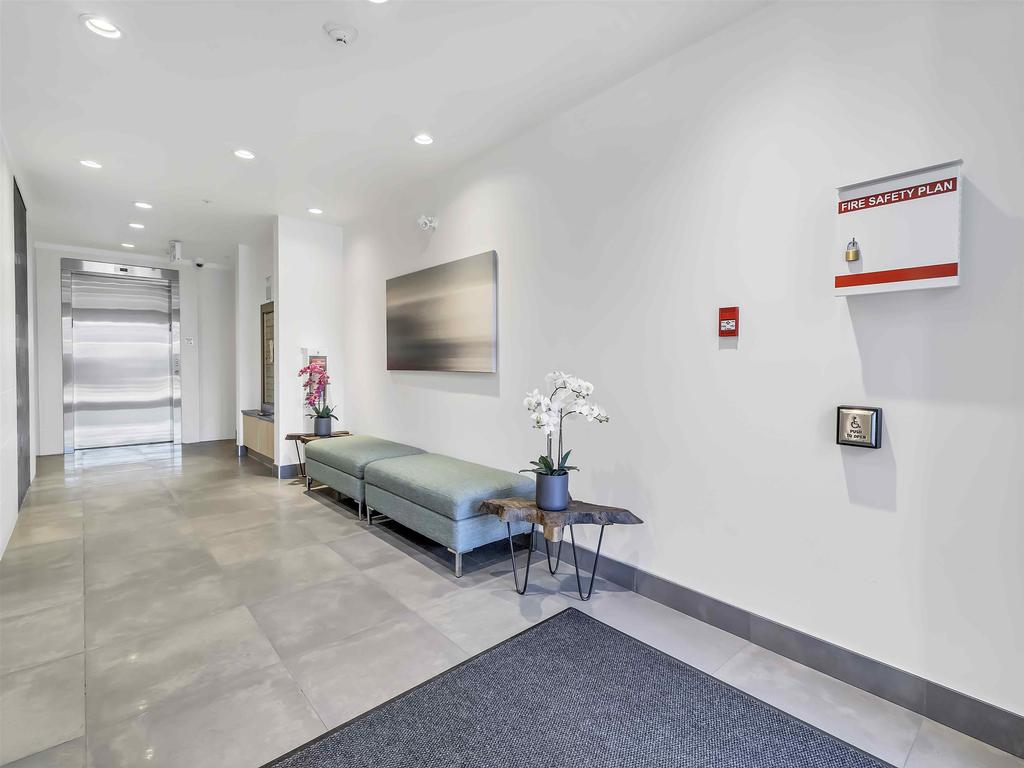 Listing Image for R3097481