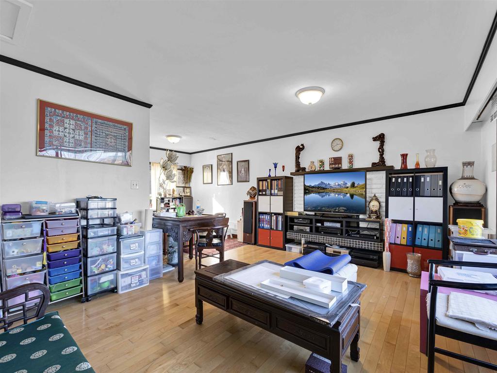 Listing Image for R3097486