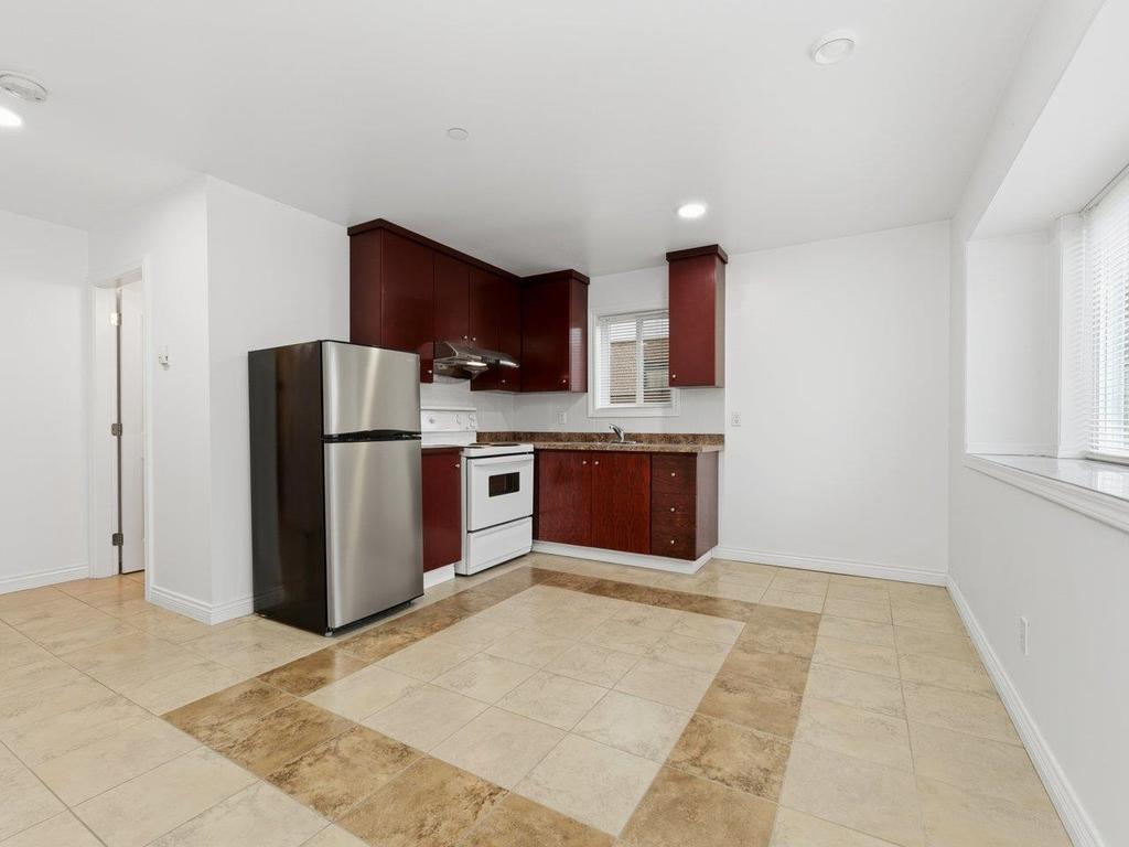 Listing Image for R3097524