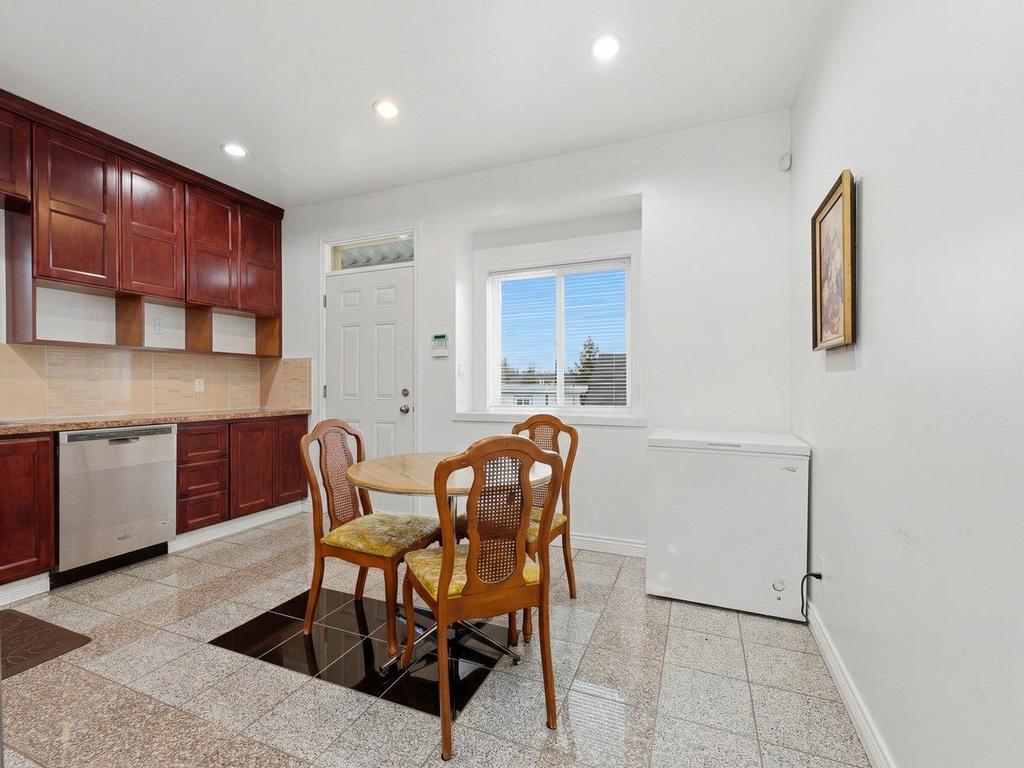 Listing Image for R3097524
