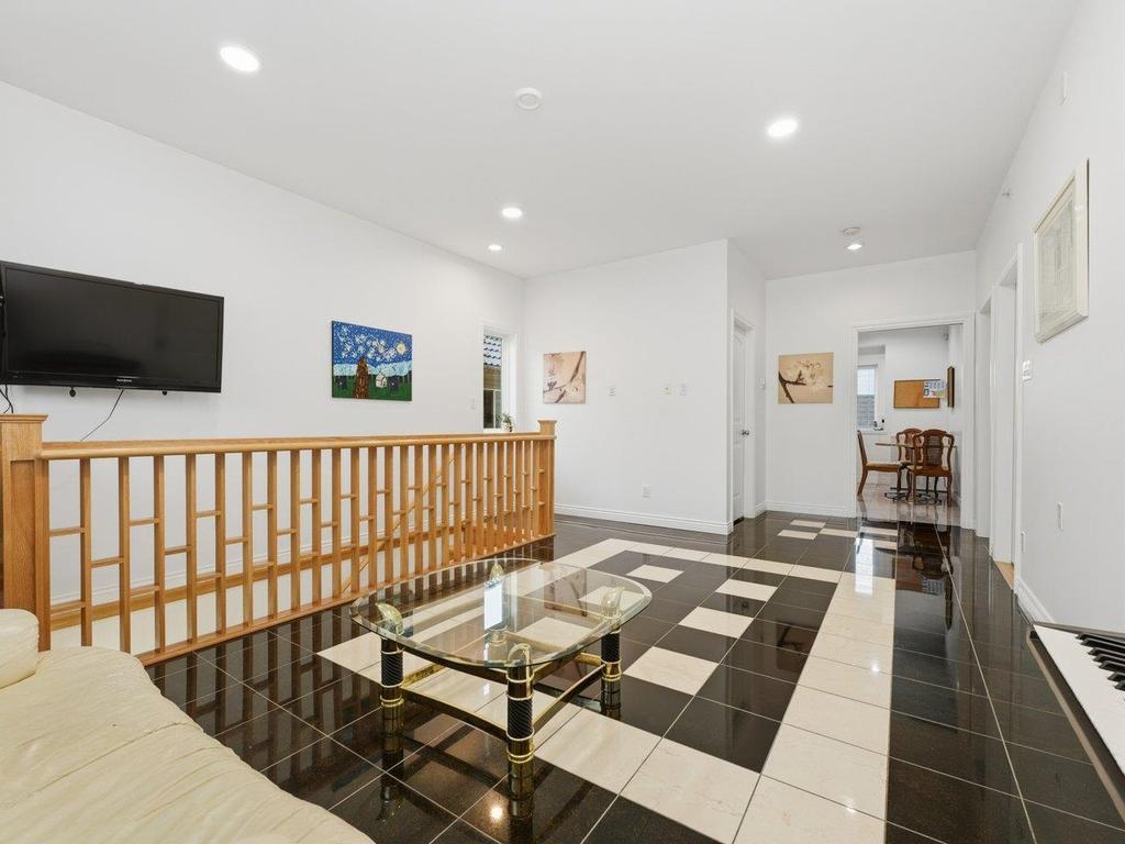 Listing Image for R3097524