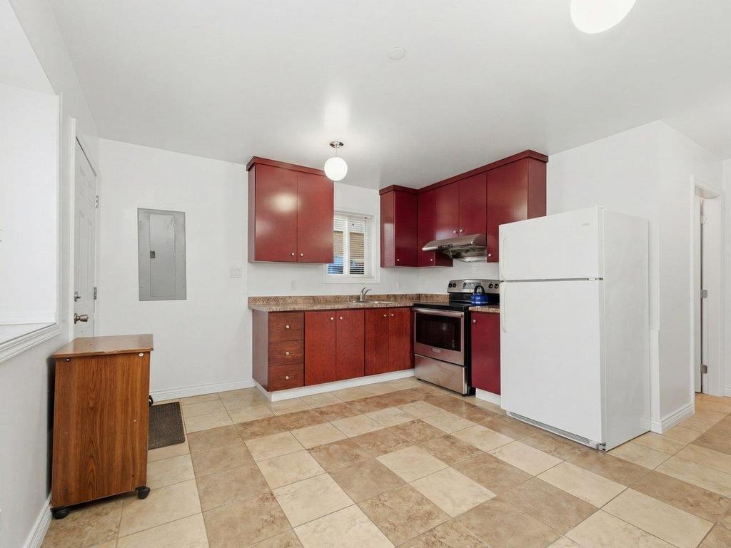 Listing Image for R3097524