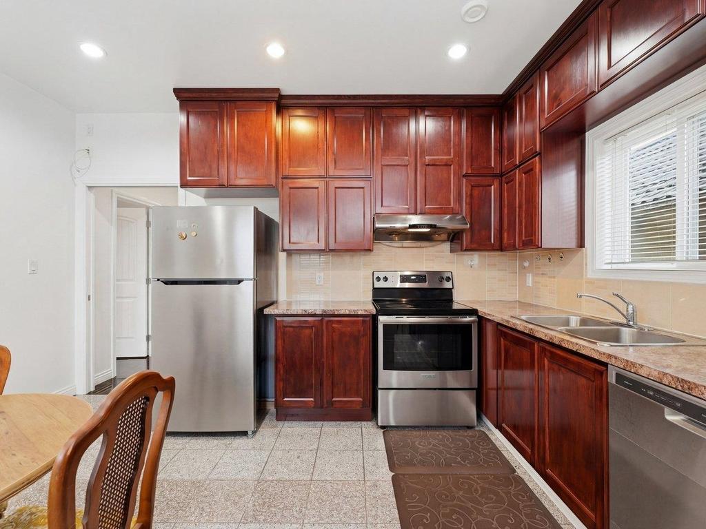 Listing Image for R3097524