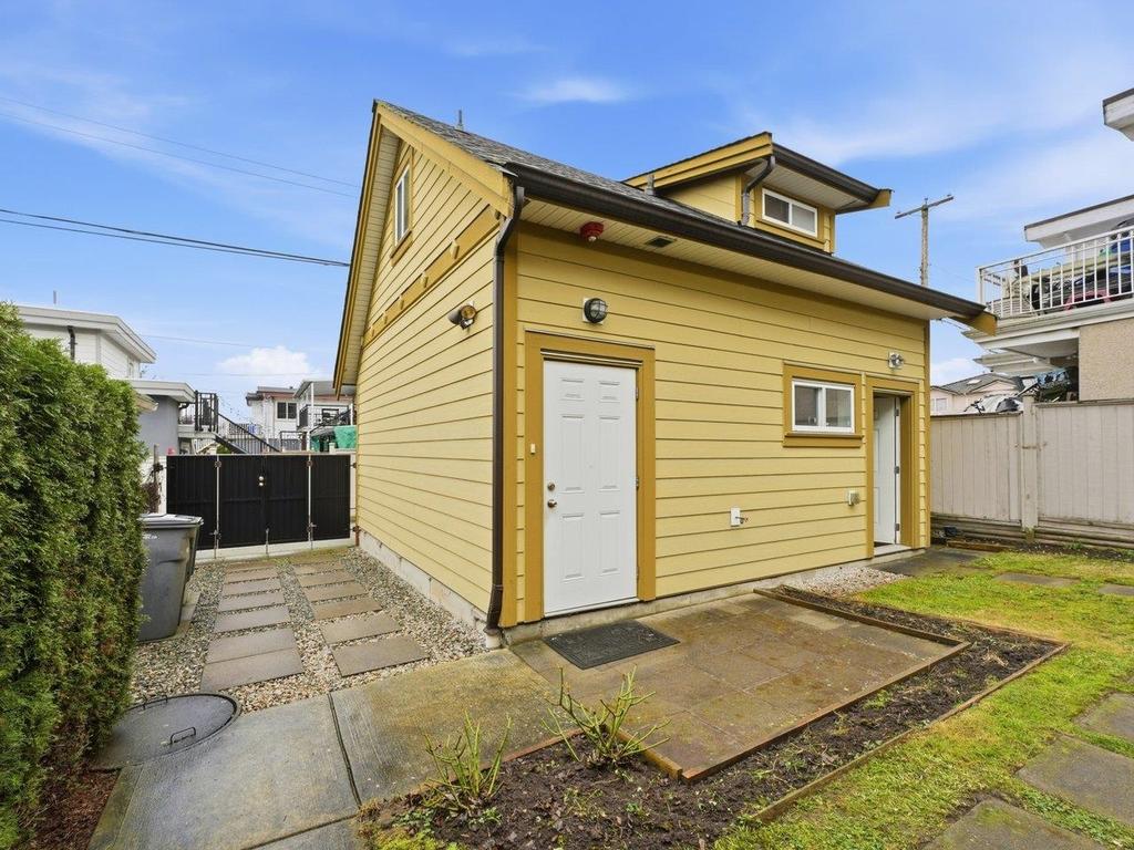 Listing Image for R3097524