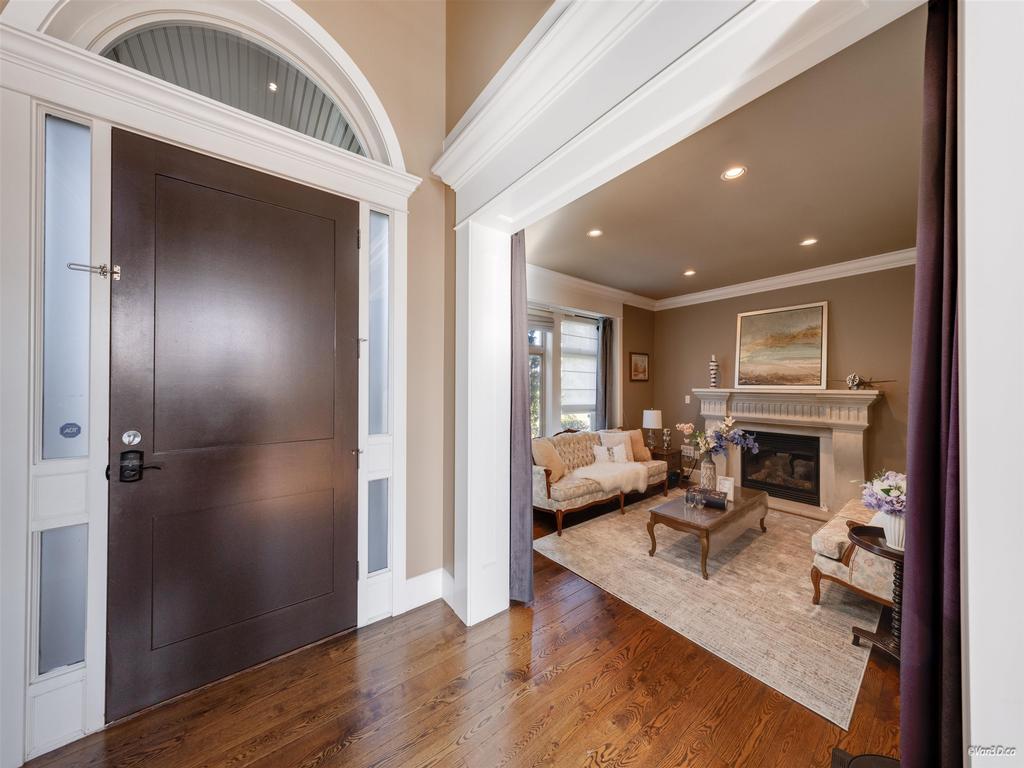 Listing Image for R3097536