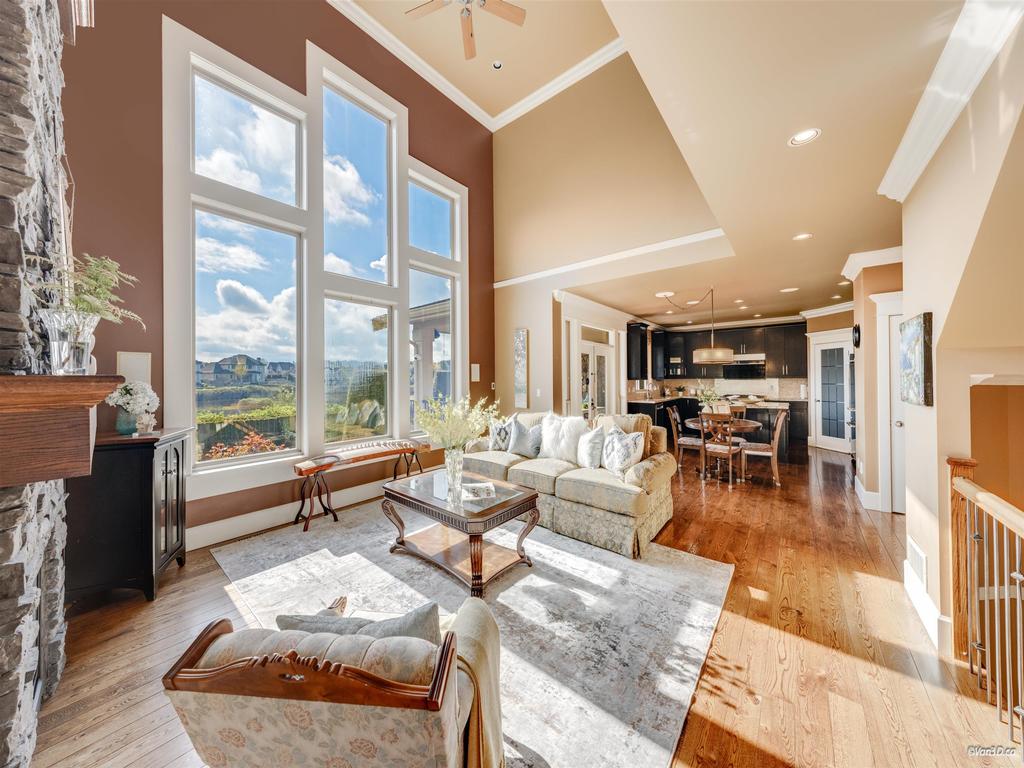 Listing Image for R3097536