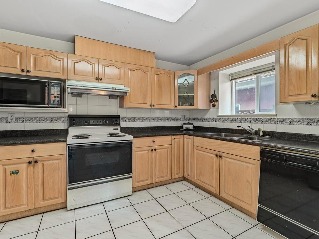 Listing Image for R3097565