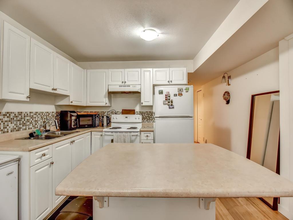 Listing Image for R3097572