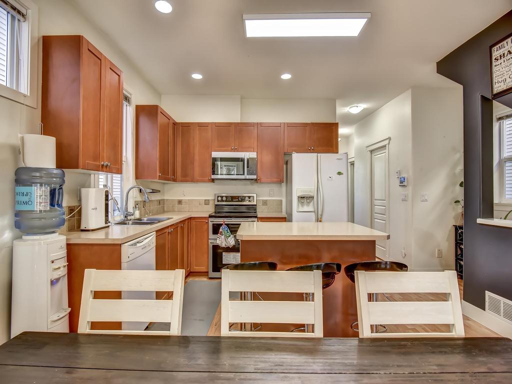 Listing Image for R3097572