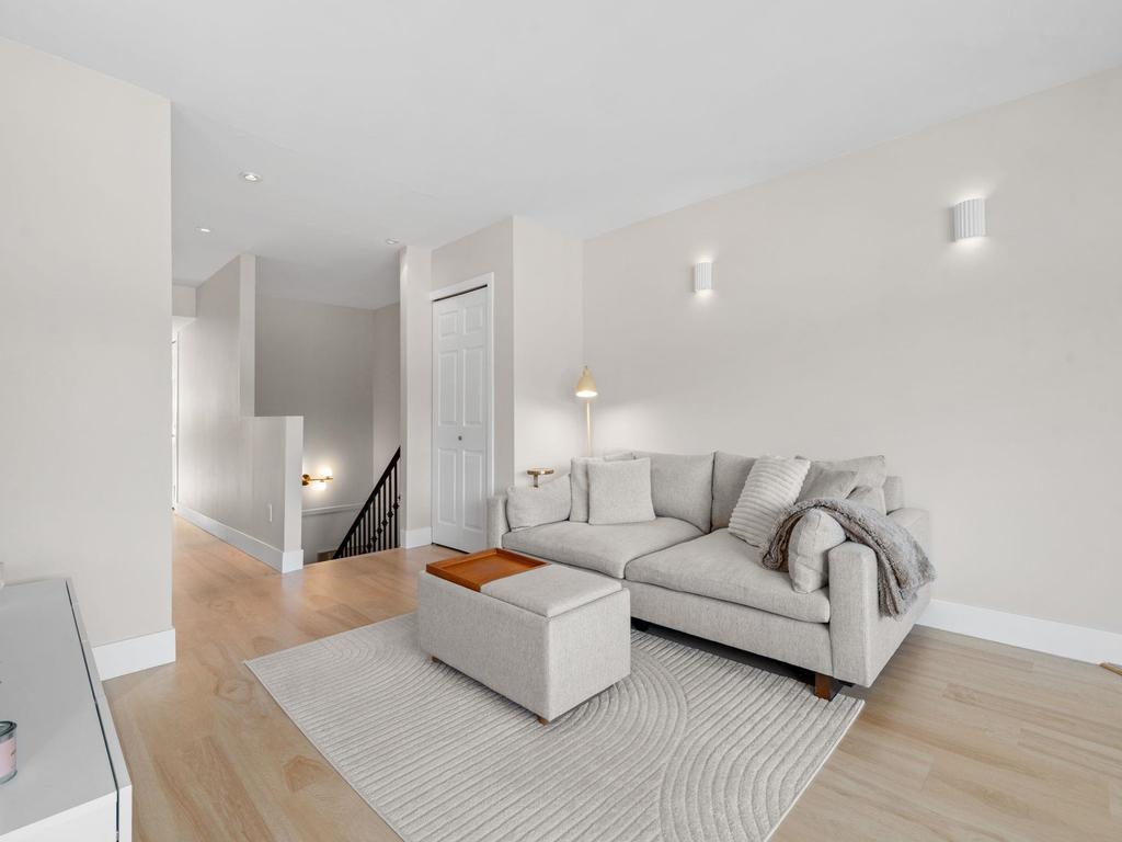 Listing Image for R3097577