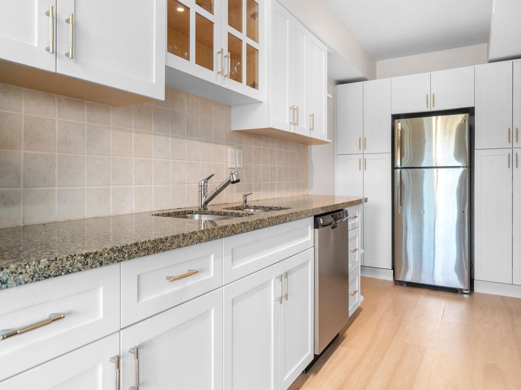 Listing Image for R3097577