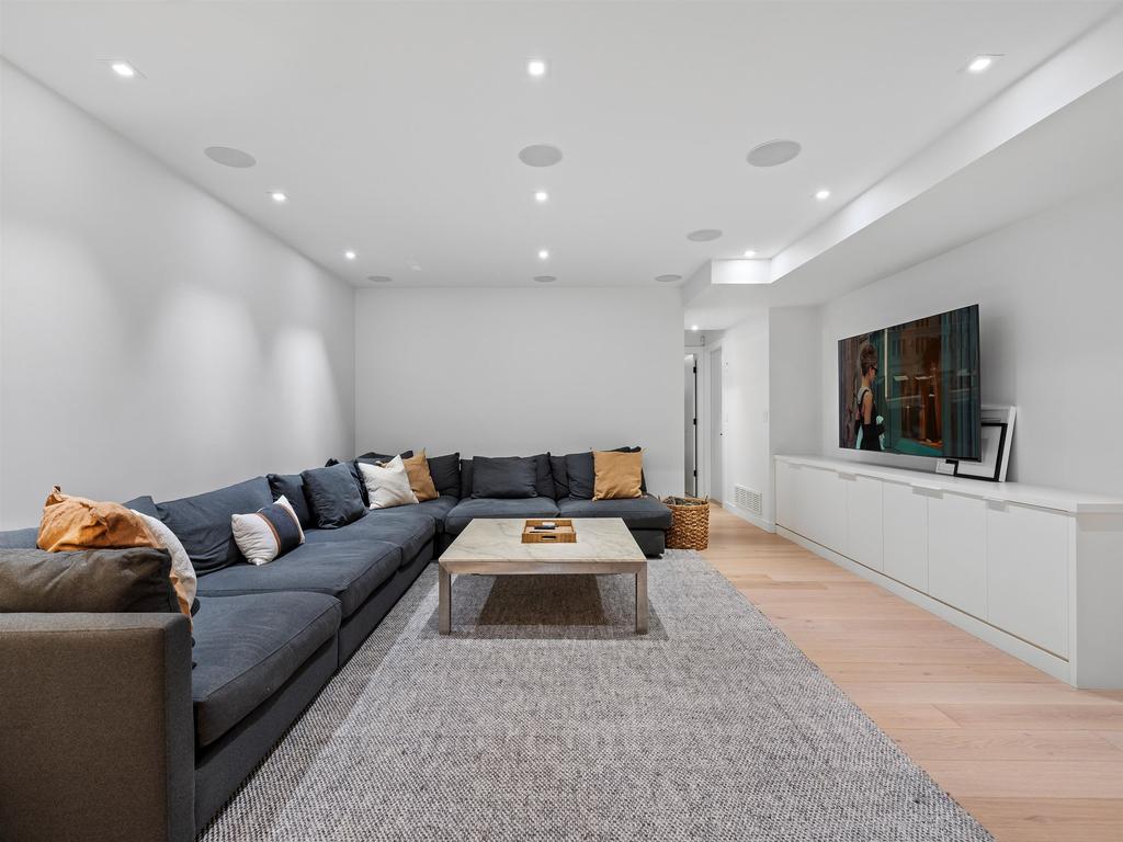 Listing Image for R3097580