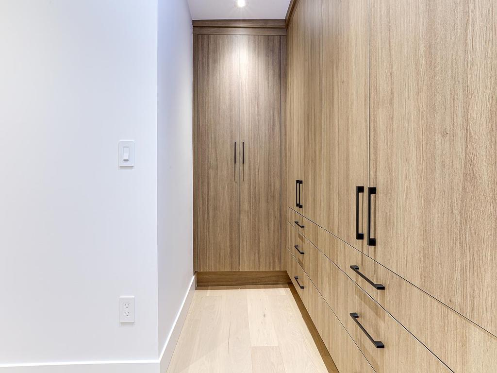 Listing Image for R3097586