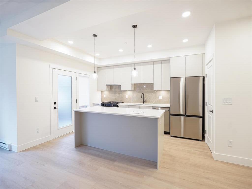 Listing Image for R3097588