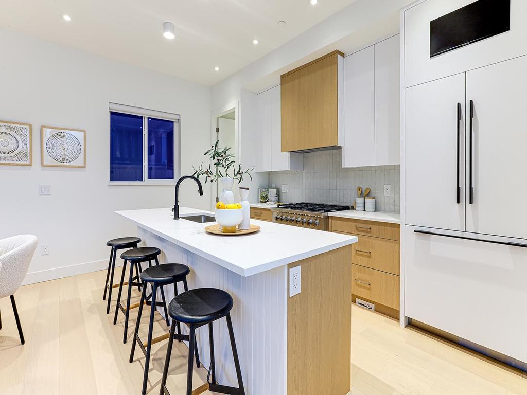 Listing Image for R3097592