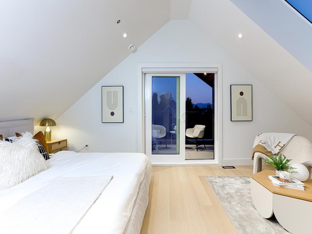 Listing Image for R3097594