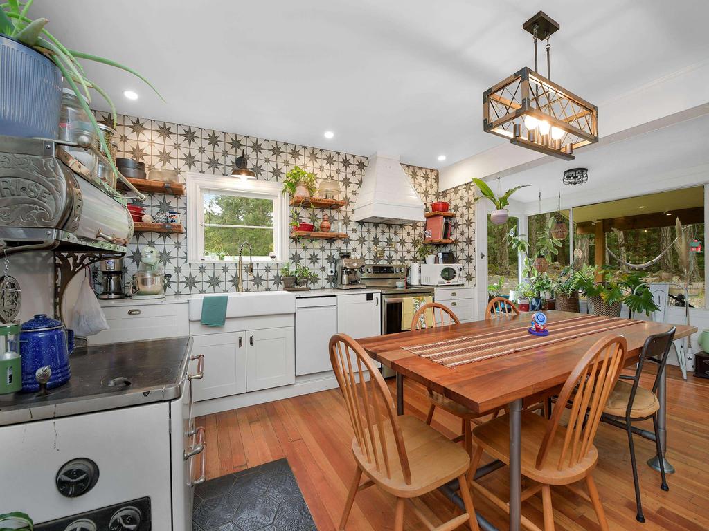 Listing Image for R3097603