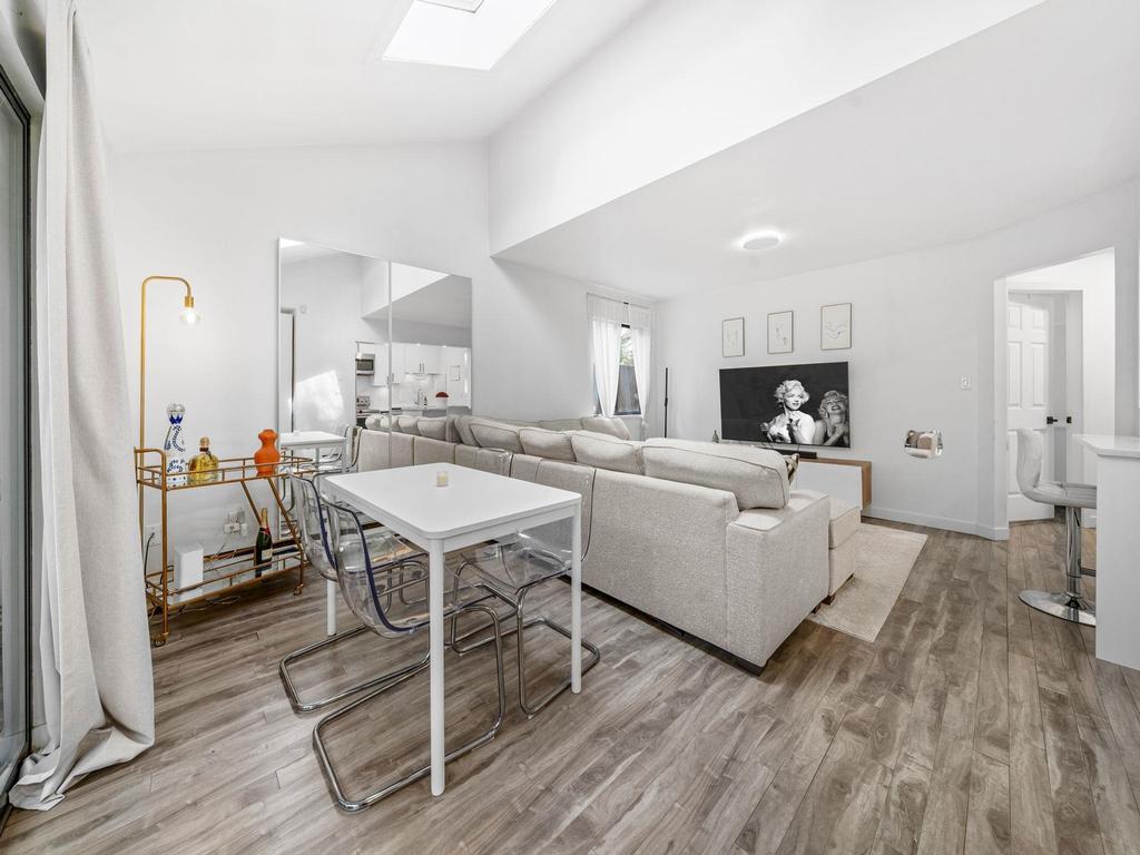 Listing Image for R3097611