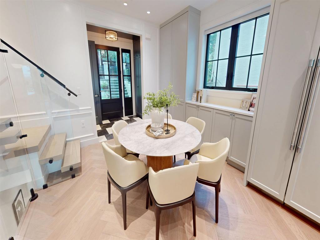 Listing Image for R3097618