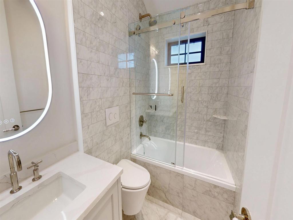 Listing Image for R3097618