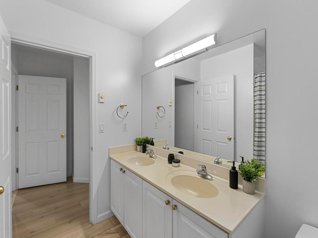 Listing Image for R3097661