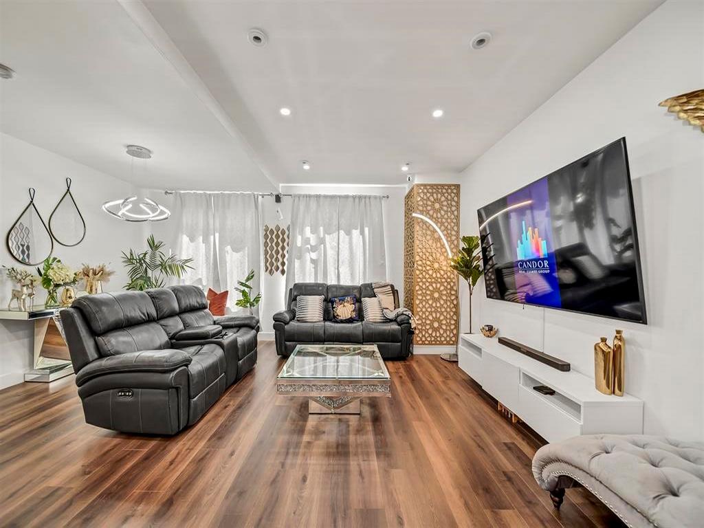 Listing Image for R3097686