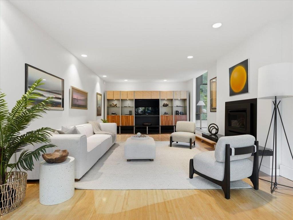 Listing Image for R3097698