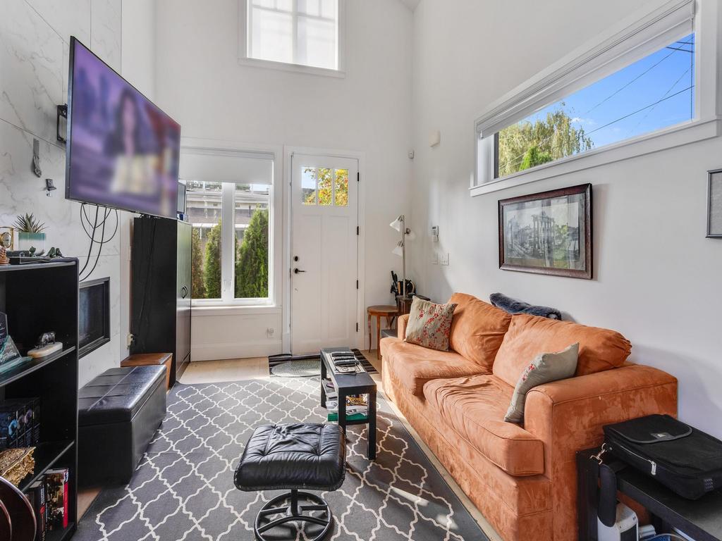 Listing Image for R3097772