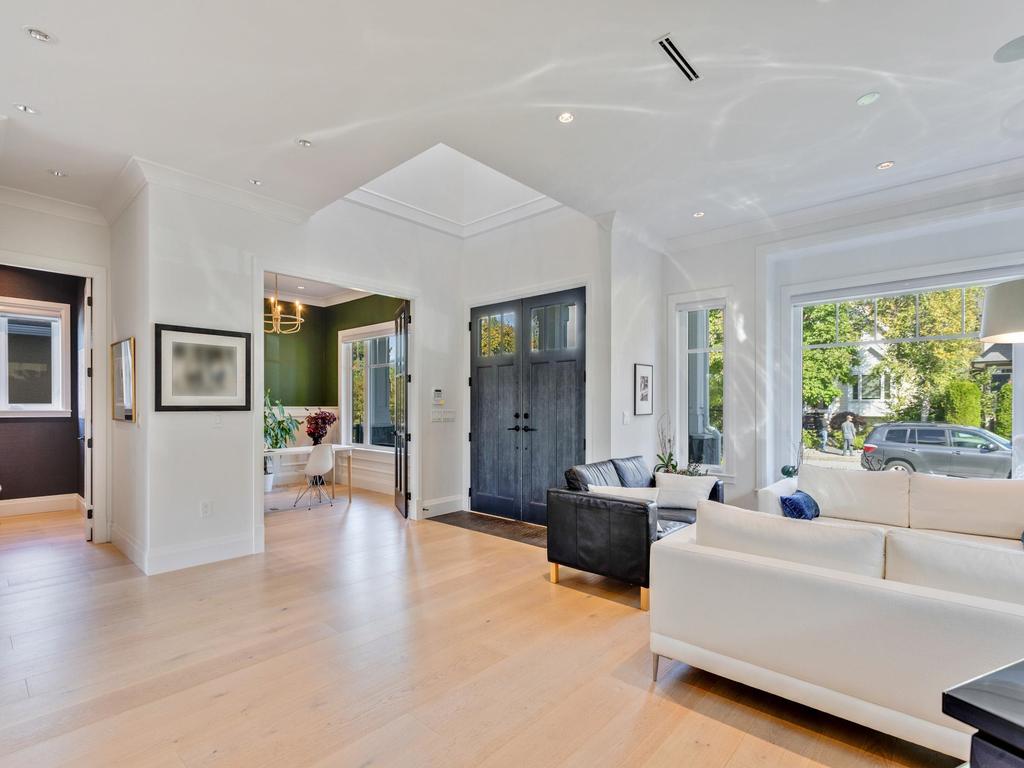 Listing Image for R3097772