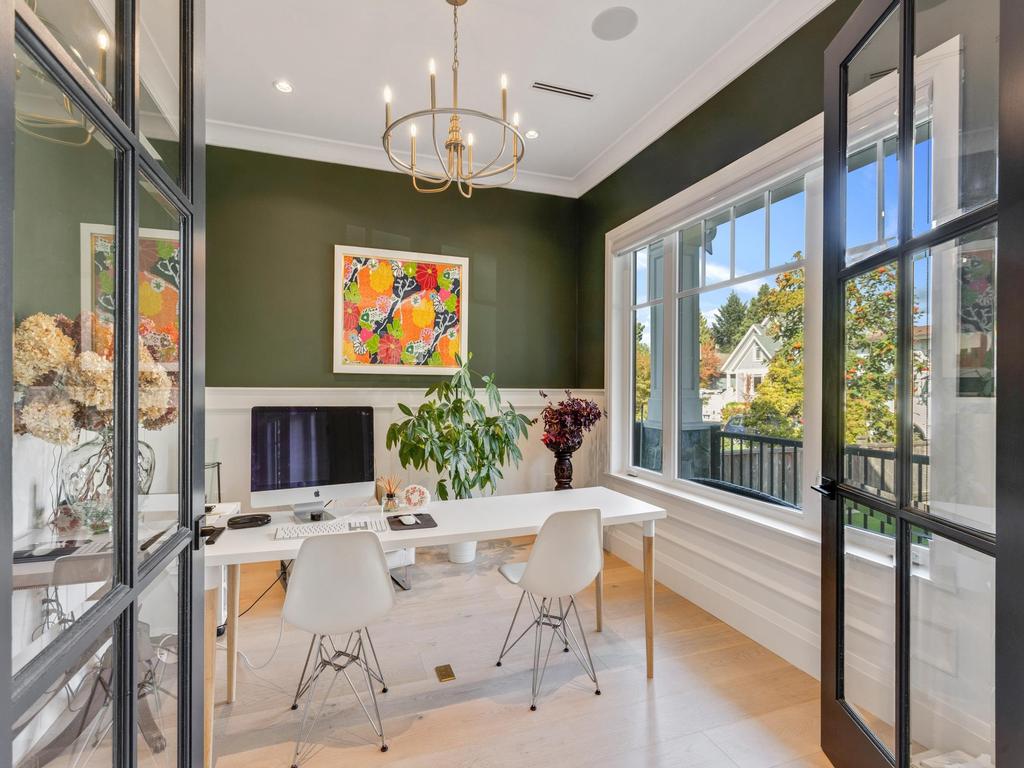 Listing Image for R3097772