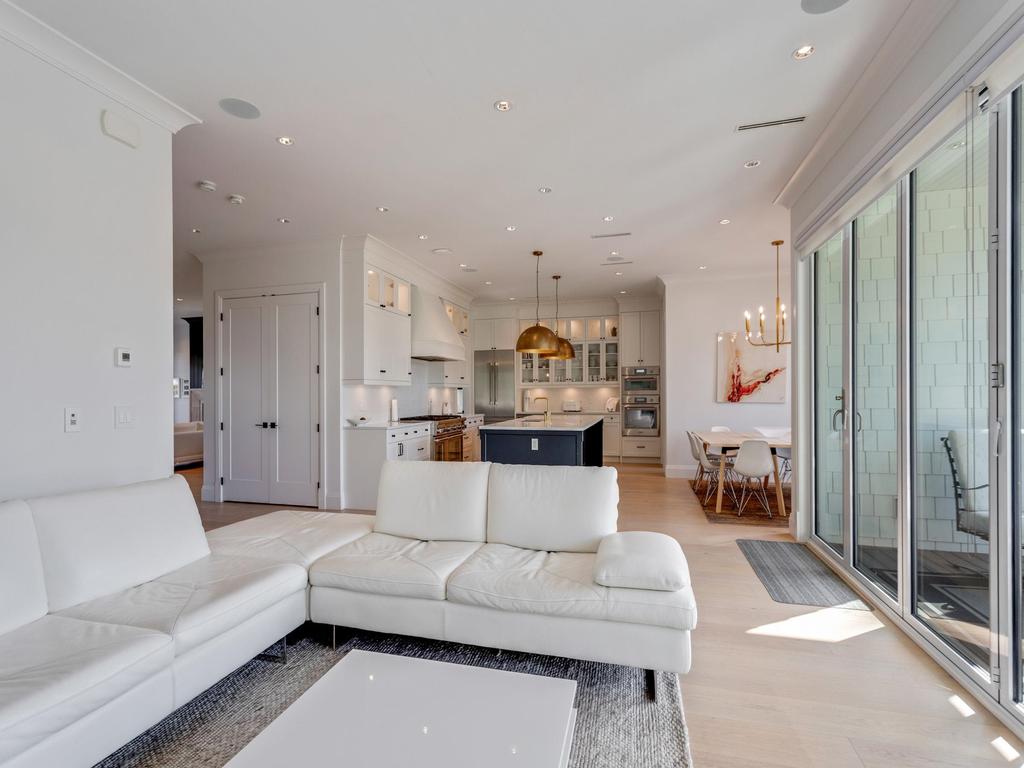 Listing Image for R3097772