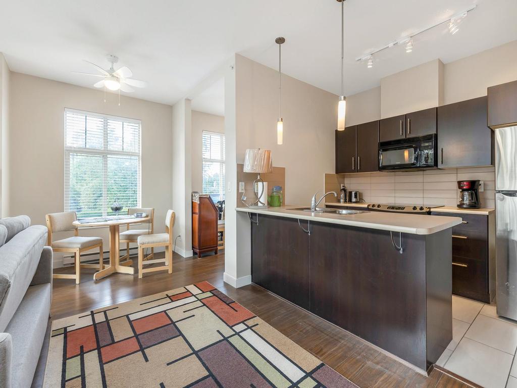 Listing Image for R3097802