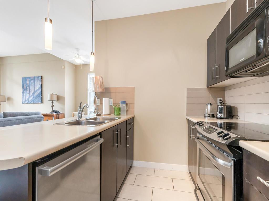 Listing Image for R3097802