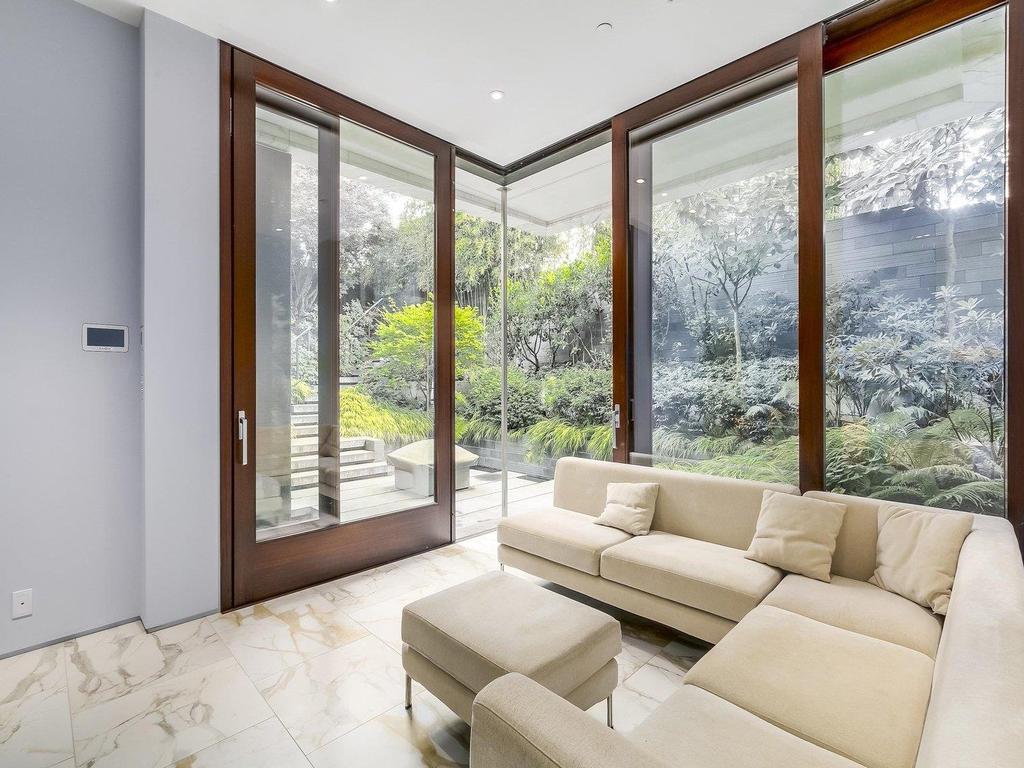 Listing Image for R3097809