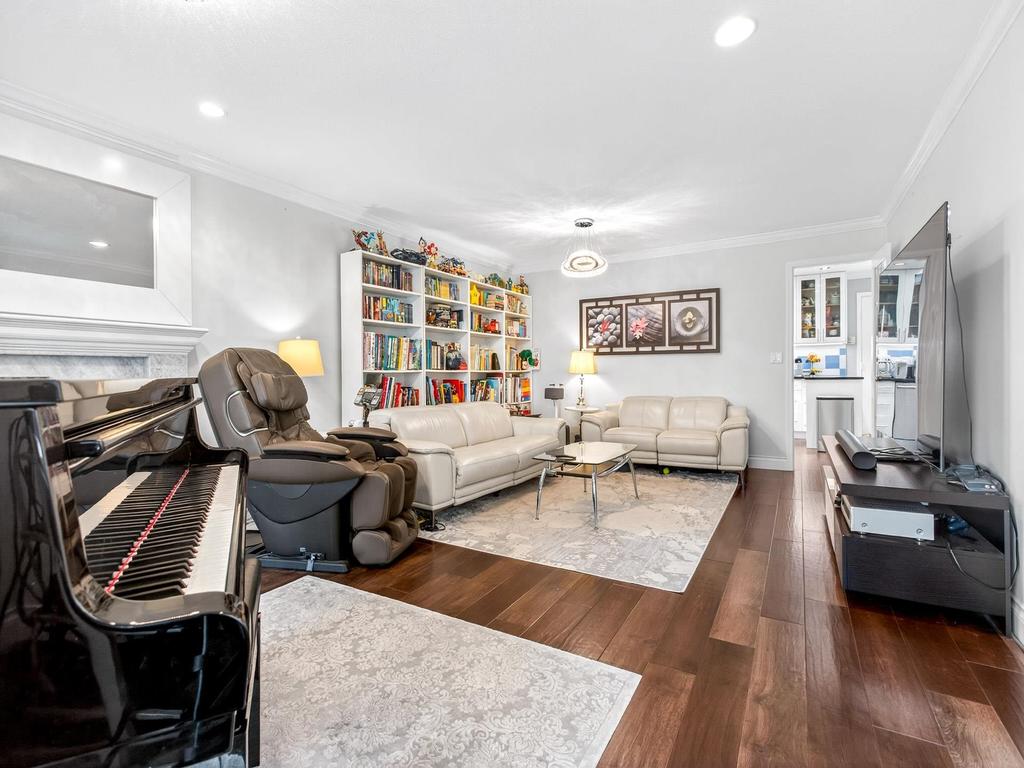 Listing Image for R3097825