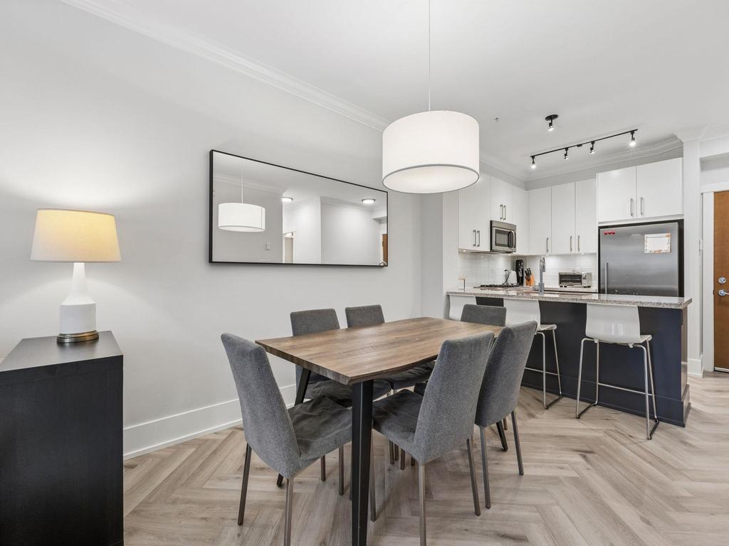 Listing Image for R3097833