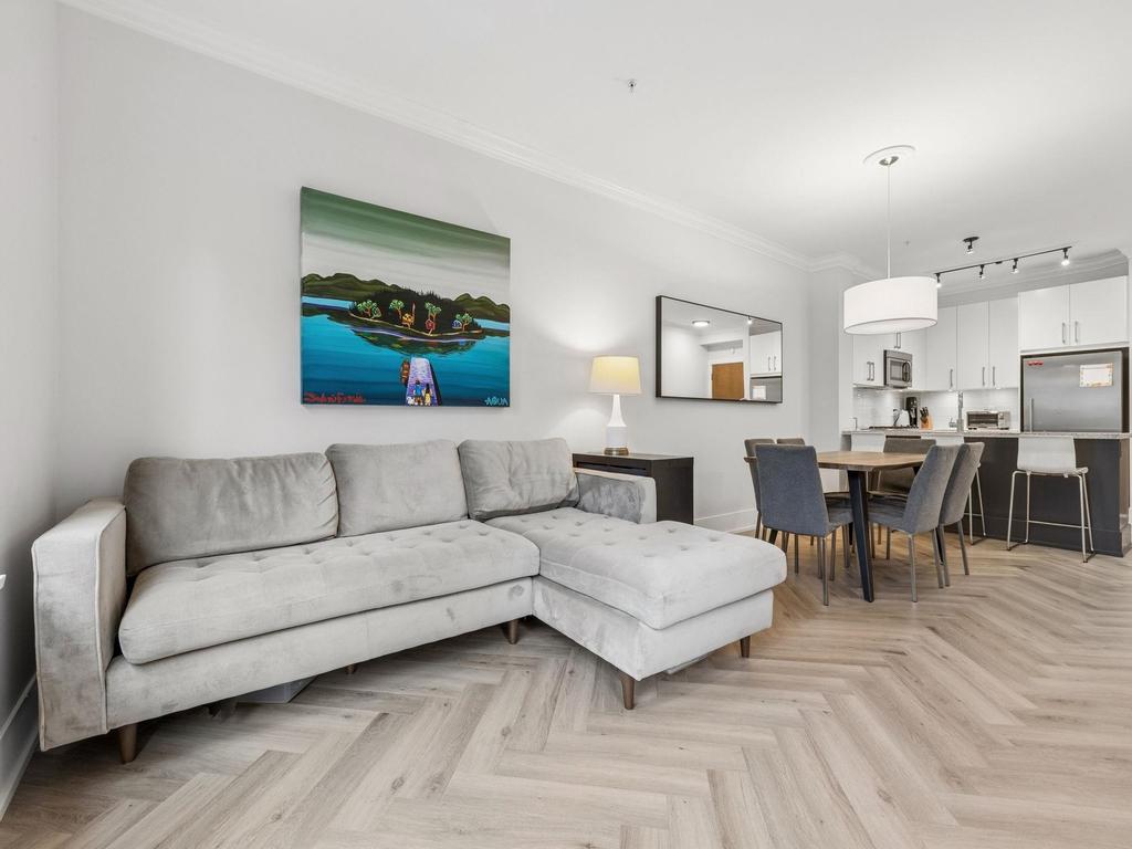 Listing Image for R3097833