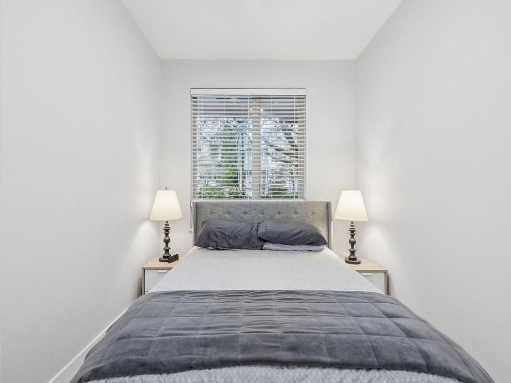 Listing Image for R3097833